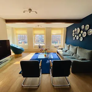 Luxury Historic House, 200 M2, In Centre Appartement Delft